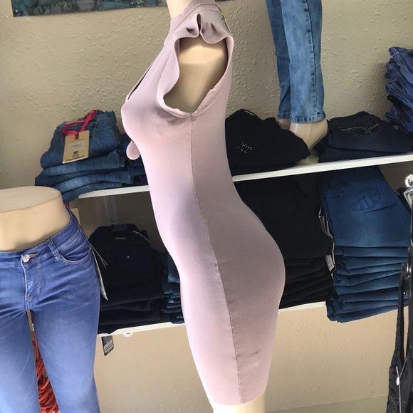 Dress - Picture 3 of 3